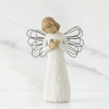 Figurina Willow Tree - Angel of Healing - Cu mangaierea asta, te vindec si iti dau curaj!