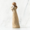 Willow Tree figurine - Peace on Earth - An embrace of peace