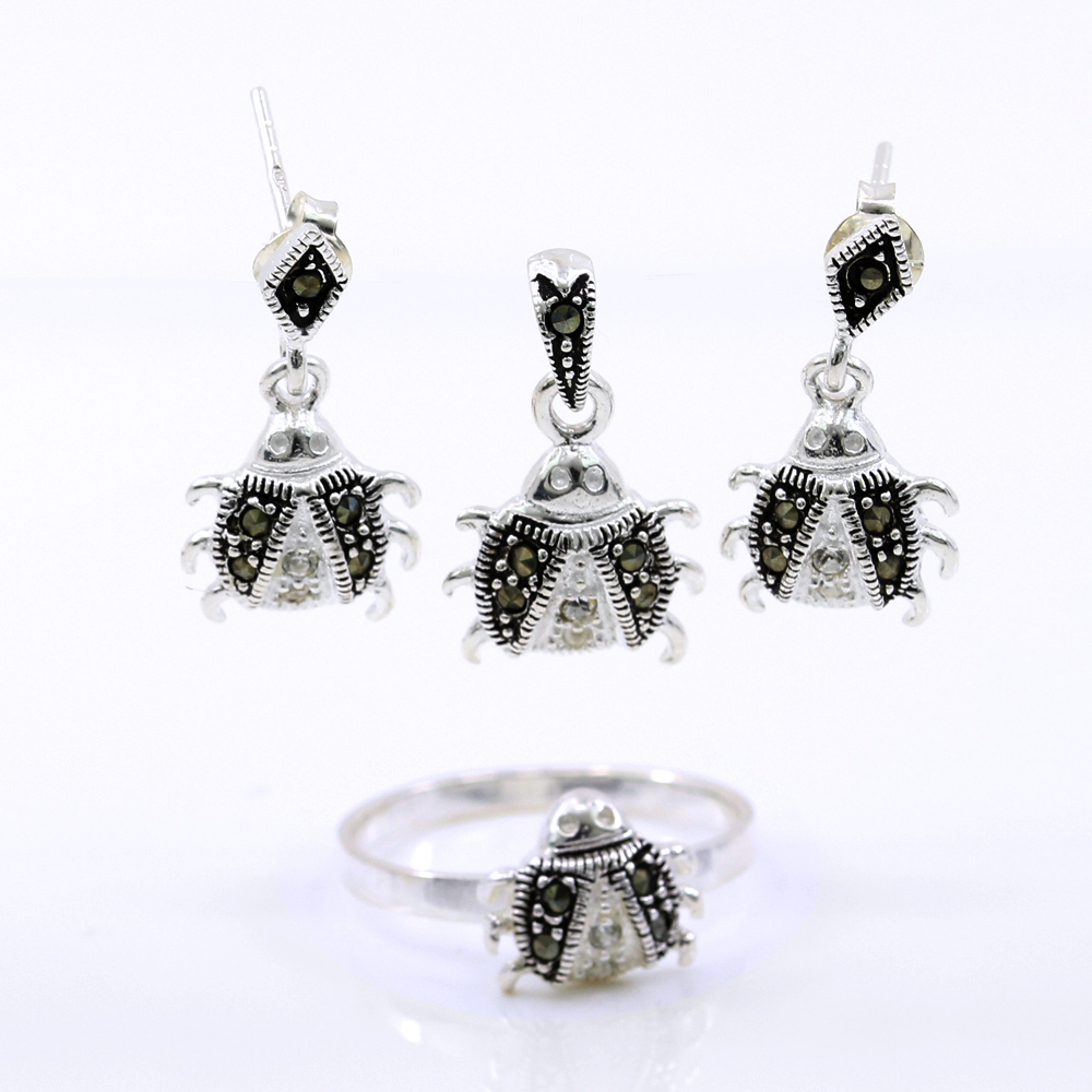 Set Buburuza de mare cu marcasite, cercei, inel (57), pandantiv, argint 925