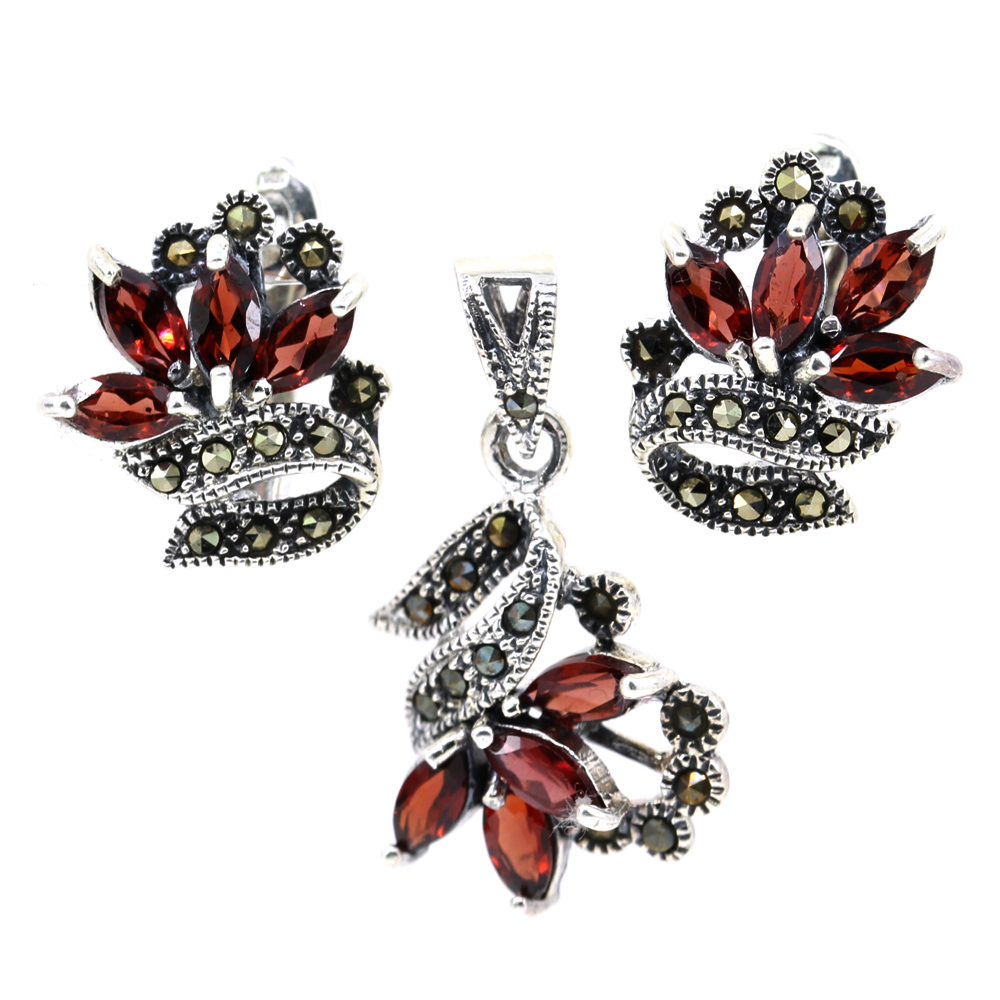 Set Nora cu marcasite, cercei, pandantiv, argint 925, rosu magma